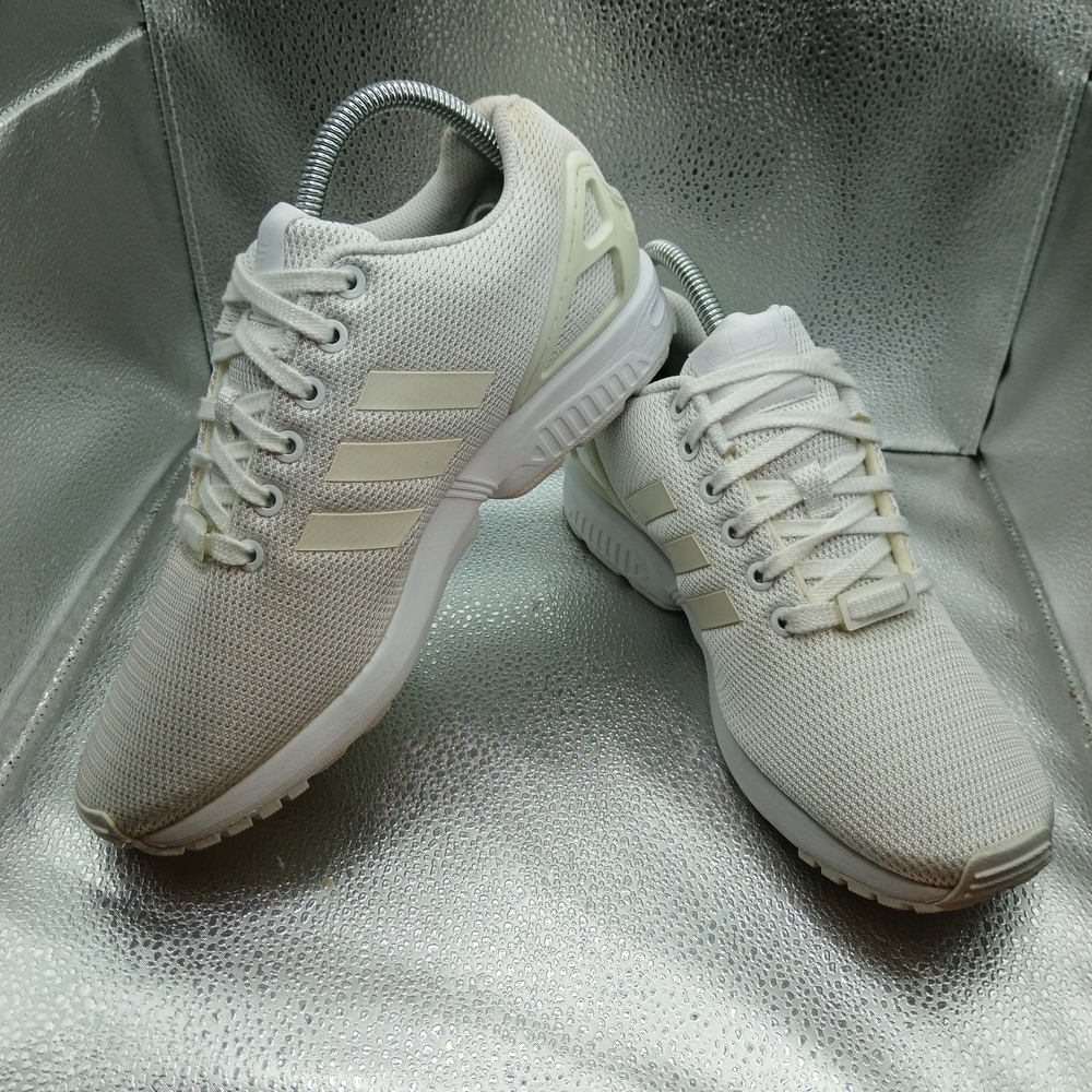 Adidas Cream and White   Torsion Sneakers Men's Size 8